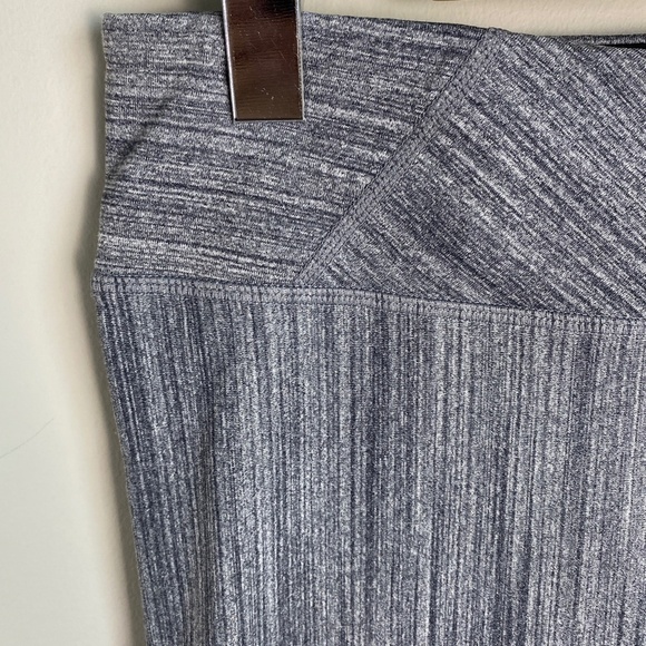 Tuff Athletics Women's Gray Streaked Athletic Yoga Pant‎ Leggings Size Small - Picture 4 of 14